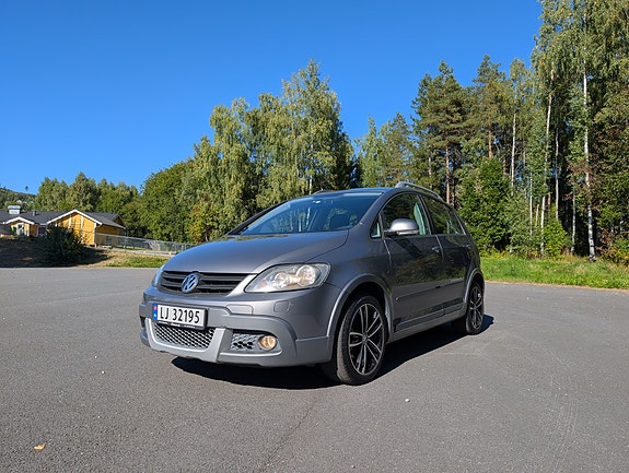 Volkswagen Golf Plus 3 of 21