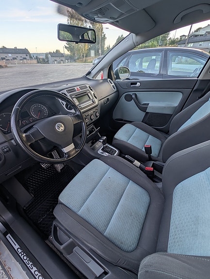 Volkswagen Golf Plus 21 of 21