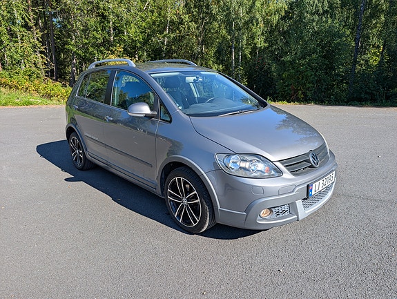 Volkswagen Golf Plus 4 of 21