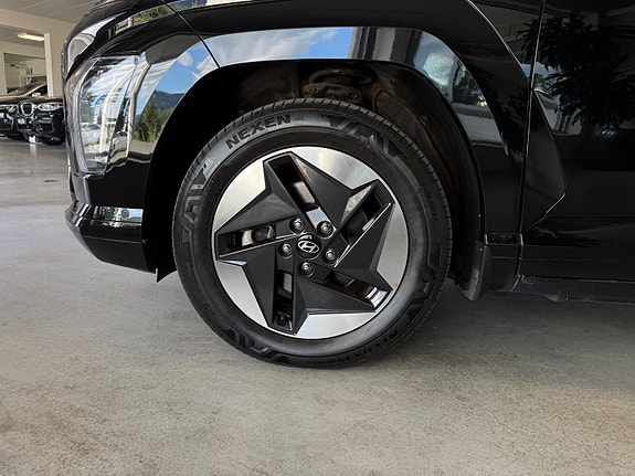 Hyundai Kona 9 of 30