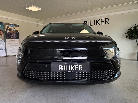 Hyundai Kona 2 of 30