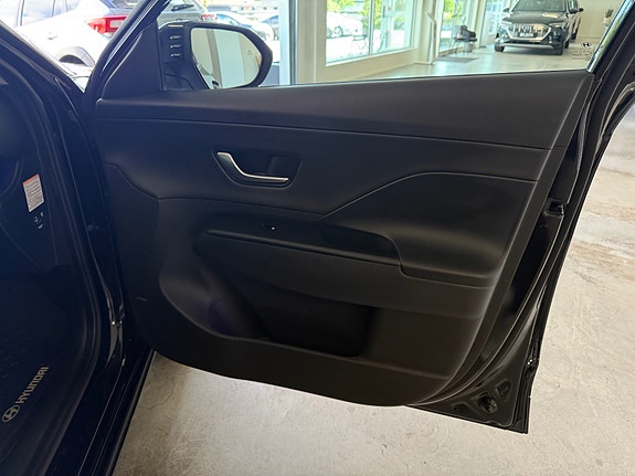 Hyundai Kona 23 of 30