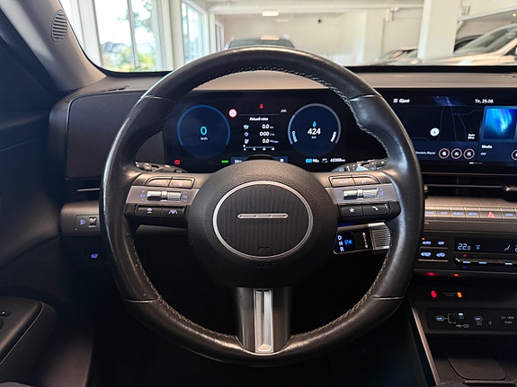 Hyundai Kona 24 of 30