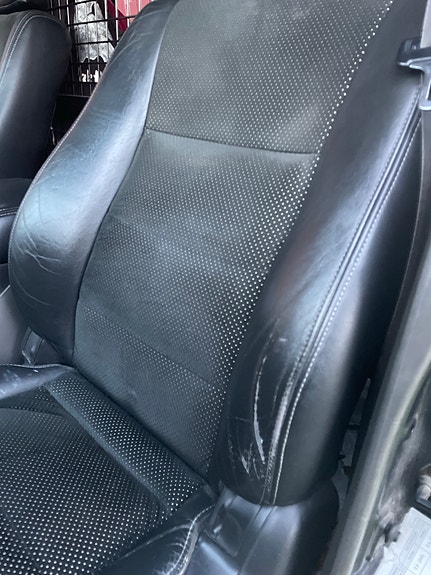 Mitsubishi Pajero 7 of 8