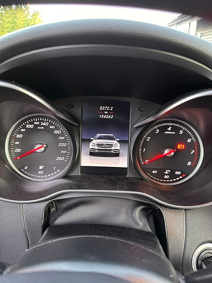 Mercedes-Benz C200 14 of 18