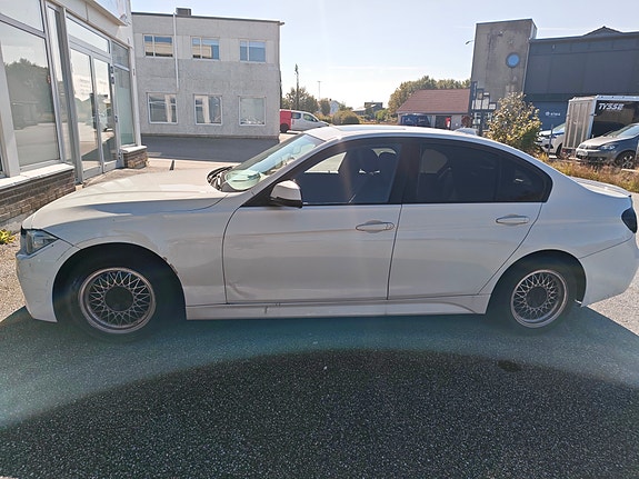 BMW 316i 7 of 9