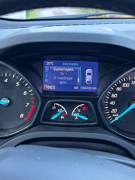 Ford Kuga 10 of 18