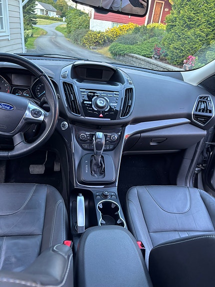 Ford Kuga 6 of 18