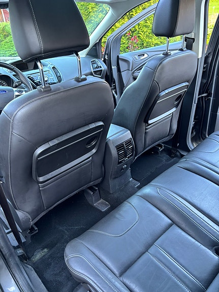 Ford Kuga 8 of 18