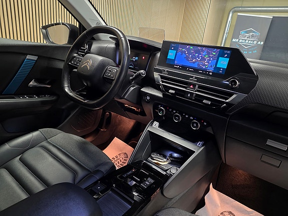 Citroen E-C4 27 of 30