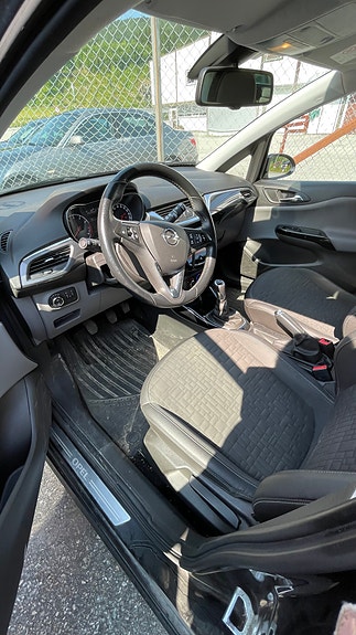 Opel Corsa 4 of 8