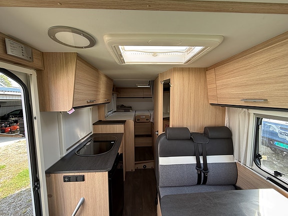 Capron v66/v337/v686 5 of 22