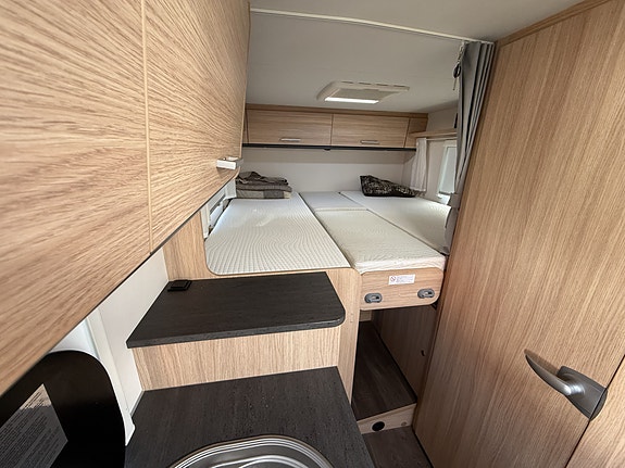 Capron v66/v337/v686 10 of 22
