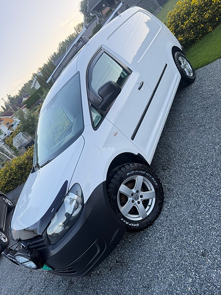 Volkswagen Caddy Maxi 2 of 13