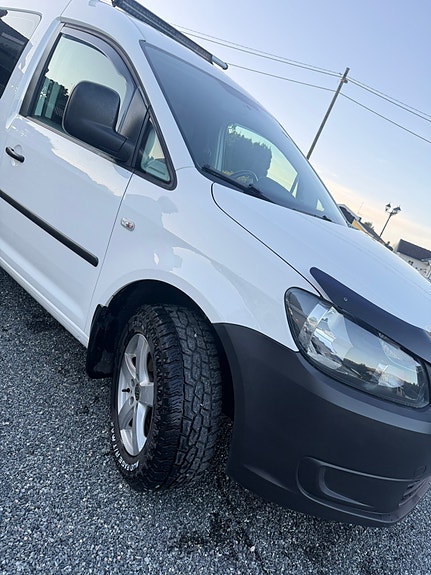 Volkswagen Caddy Maxi 4 of 13