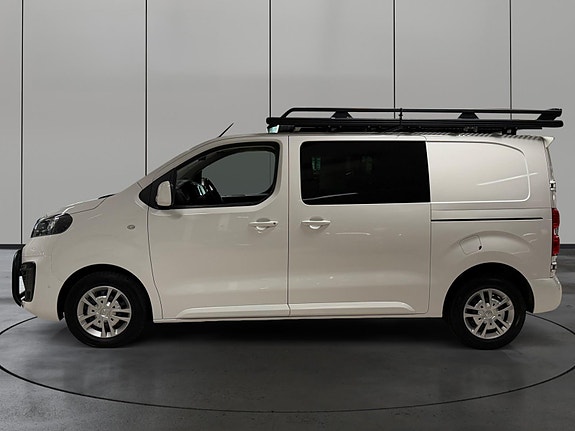 Opel Vivaro 2 of 30