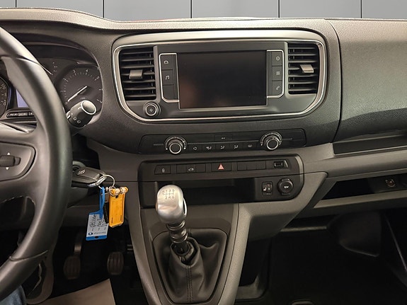 Opel Vivaro 15 of 30