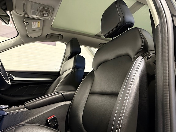 MG ZS EV 16 of 30