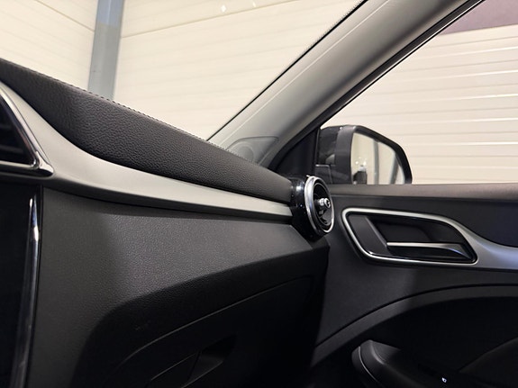 MG ZS EV 30 of 30