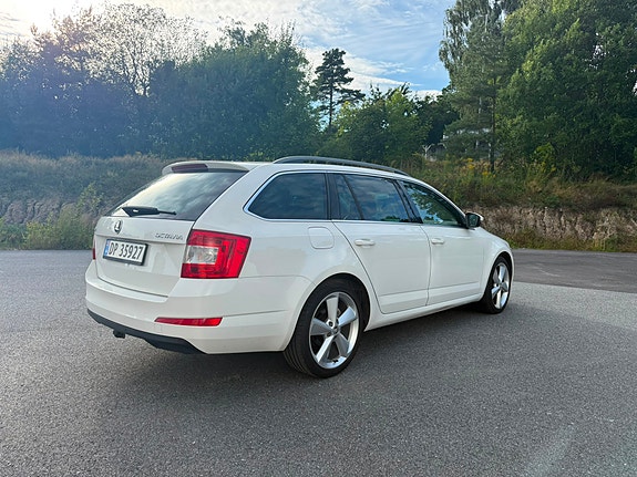 Skoda Octavia 6 of 15