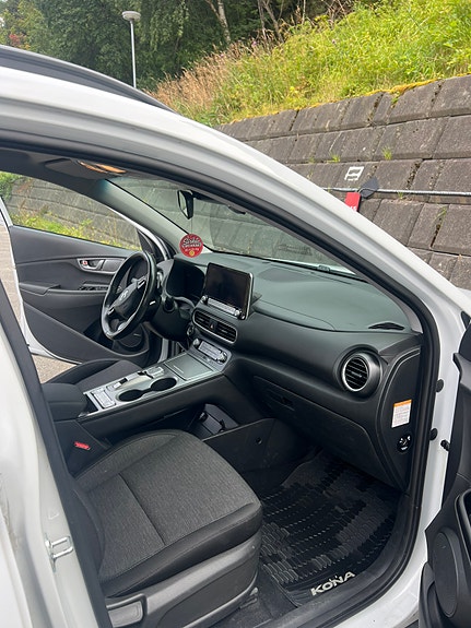 Hyundai Kona 11 of 19