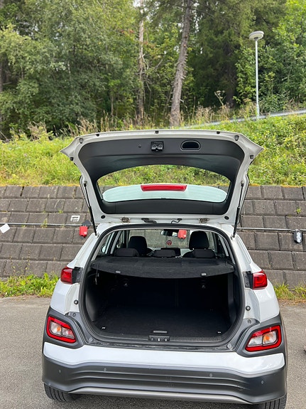 Hyundai Kona 18 of 19