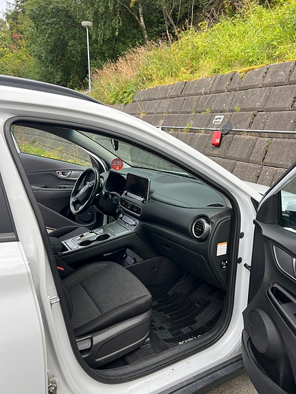 Hyundai Kona 12 of 19