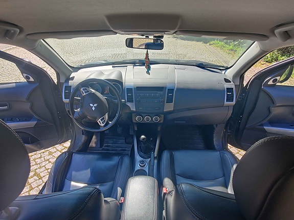 Mitsubishi Outlander 11 of 19