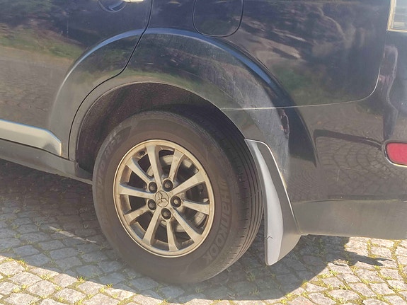 Mitsubishi Outlander 8 of 19