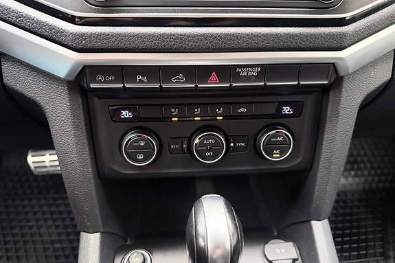 Volkswagen Amarok 26 of 30