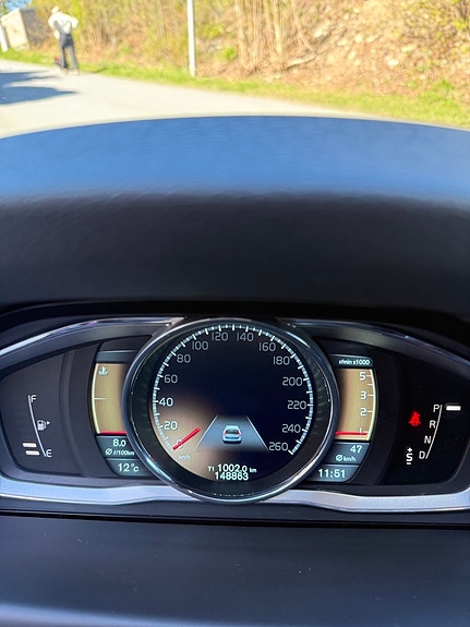 Volvo XC70 9 of 28
