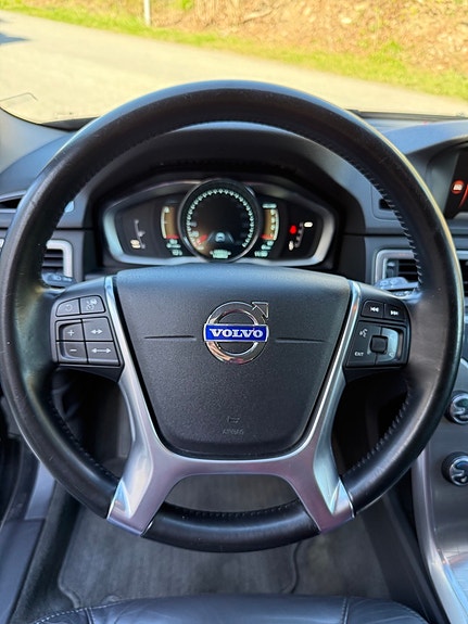 Volvo XC70 8 of 28
