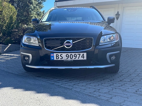 Volvo XC70 3 of 28
