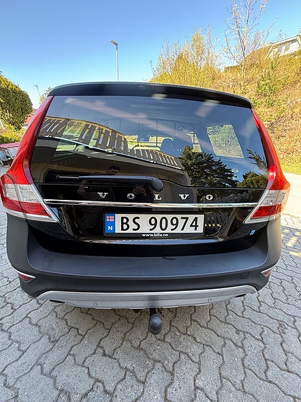Volvo XC70 4 of 28