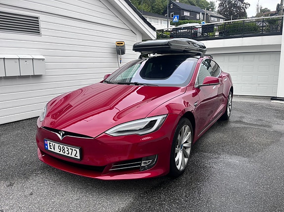 Tesla Model S 6 of 12