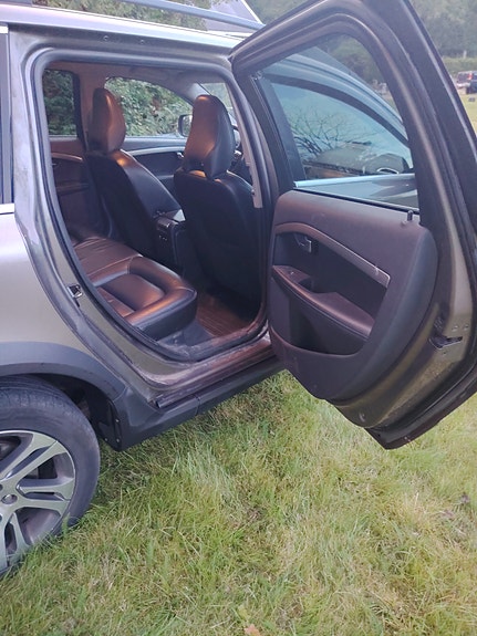 Volvo XC70 8 of 21
