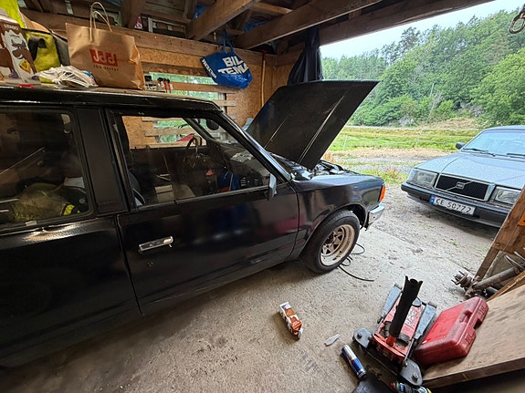 Datsun 4 of 13