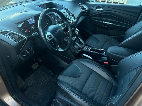 Ford Kuga 14 of 30