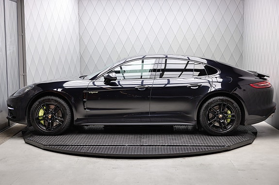 Porsche Panamera 4 7 of 30
