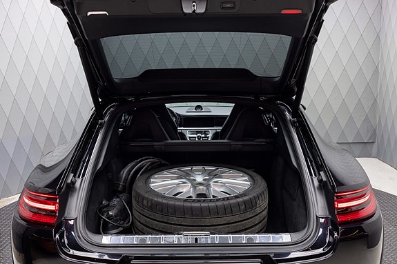 Porsche Panamera 4 10 of 30