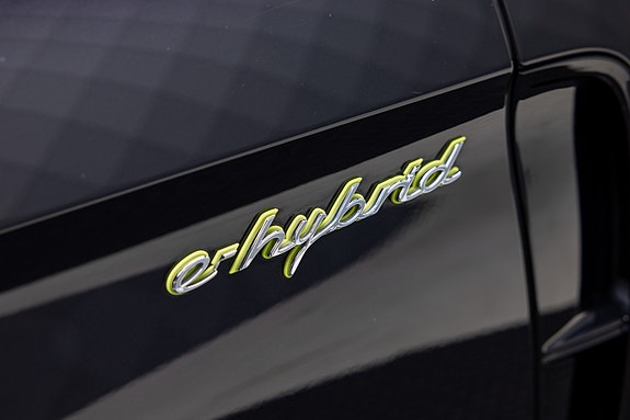 Porsche Panamera 4 14 of 30