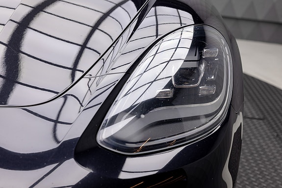 Porsche Panamera 4 8 of 30