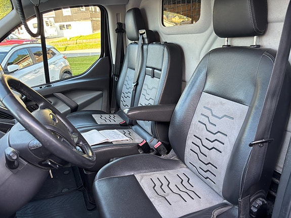Ford Transit 7 of 9