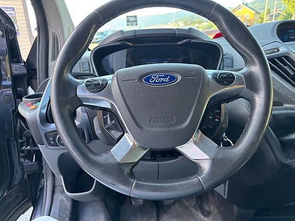 Ford Transit 8 of 9