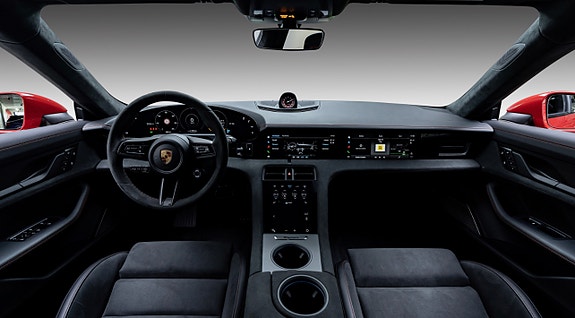 Porsche Taycan GTS 19 of 19
