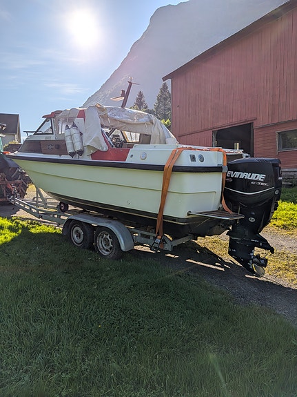 Mørebas 7200 med Evinrude 200 e-tec 16 of 30