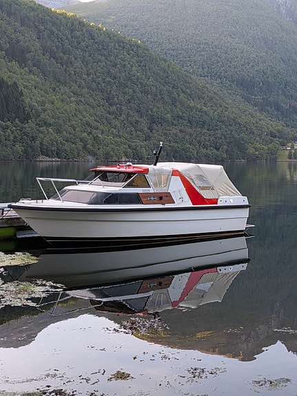 Mørebas 7200 med Evinrude 200 e-tec 2 of 30