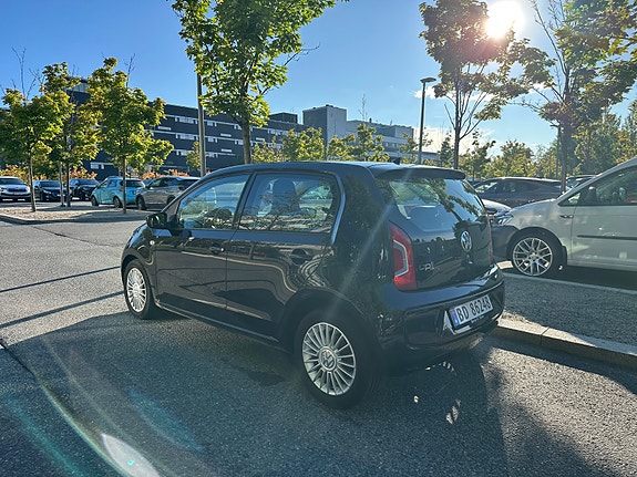 Volkswagen UP! 6 of 15