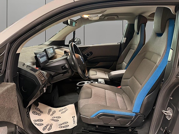 BMW i3 10 of 28