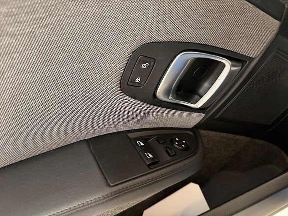 BMW i3 12 of 28